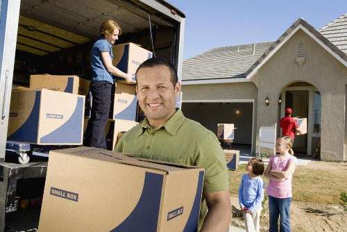Organised self storage in Leytonstone for households and businesses
